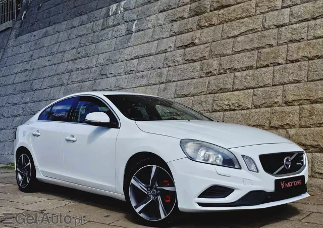 VOLVO S60 D3 R-Design