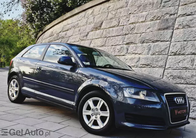 AUDI A3 1.9 TDI DPF Ambiente S tronic