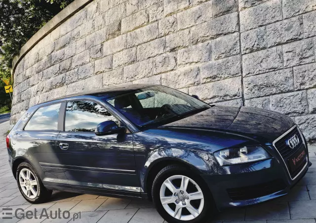 AUDI A3 1.9 TDI DPF Ambiente S tronic