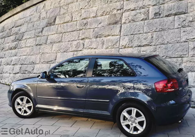 AUDI A3 1.9 TDI DPF Ambiente S tronic