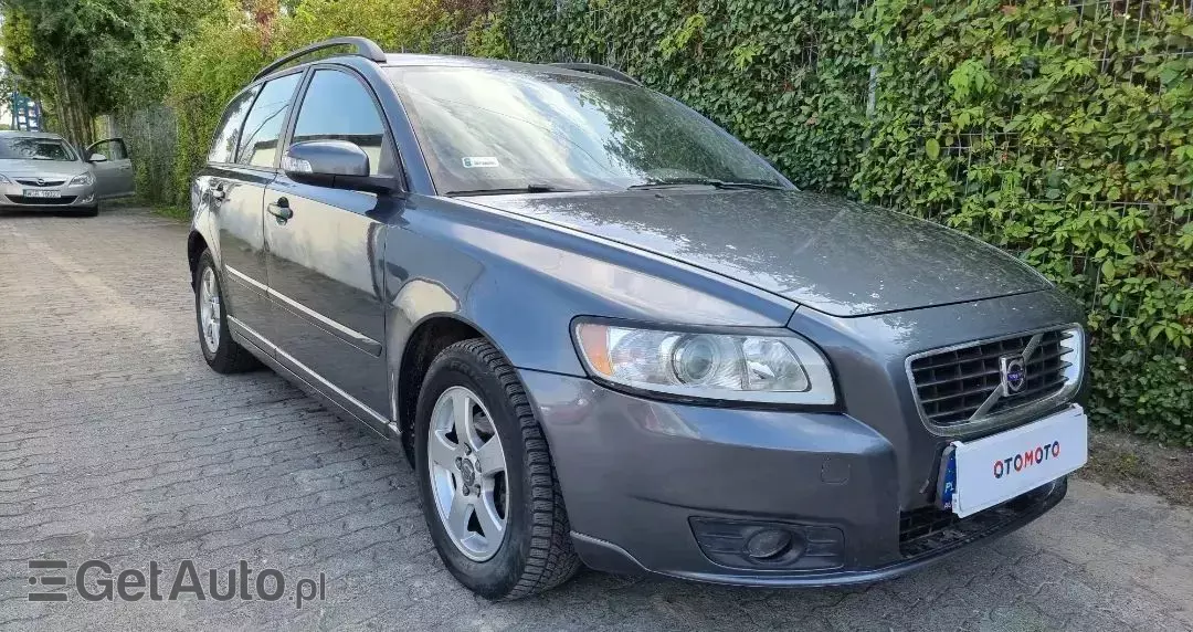 VOLVO V50 1.8 Summum