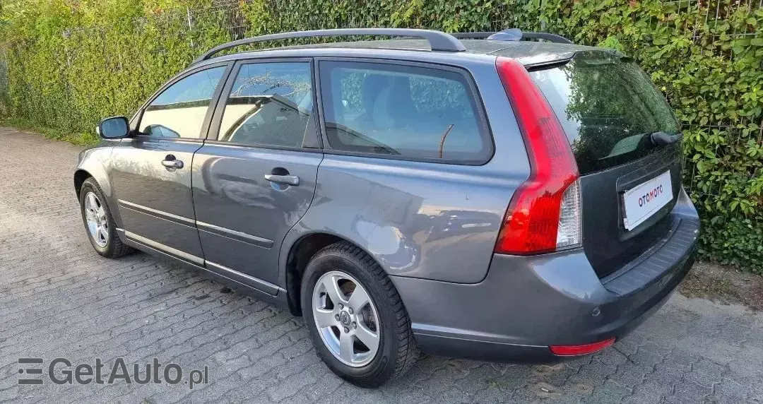 VOLVO V50 1.8 Summum