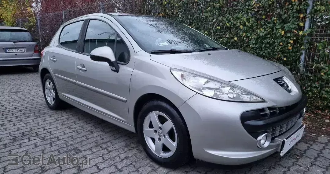 PEUGEOT 207 1.4 16V Trendy