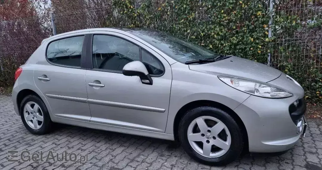 PEUGEOT 207 1.4 16V Trendy