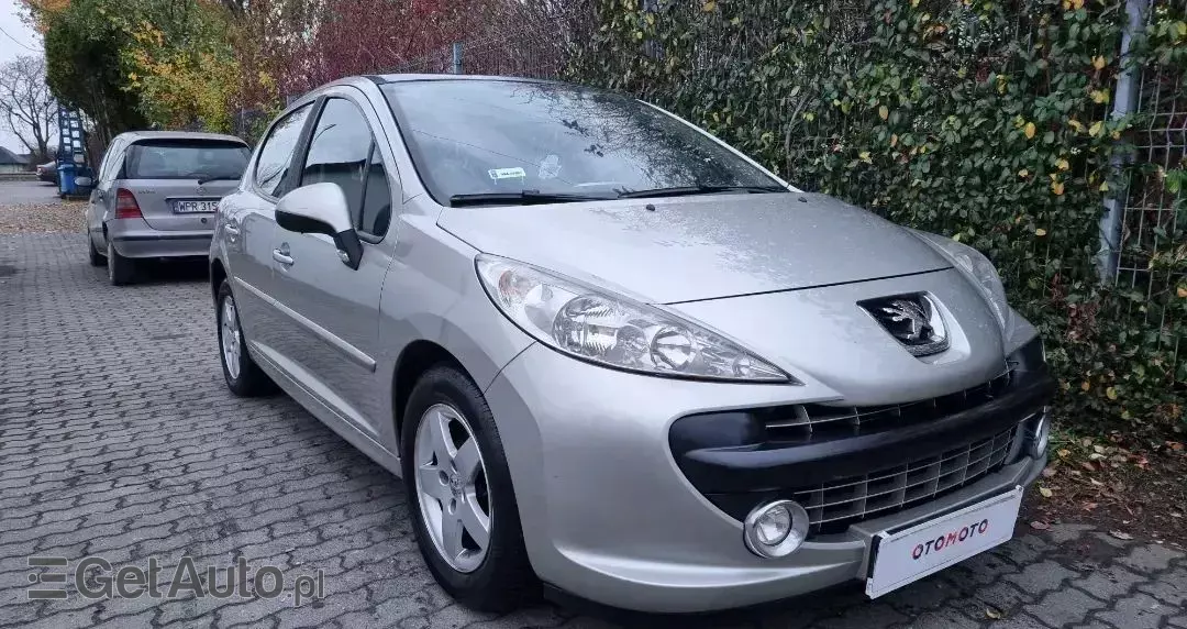 PEUGEOT 207 1.4 16V Trendy