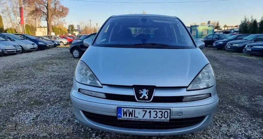 PEUGEOT 807 2.0 HDi SR