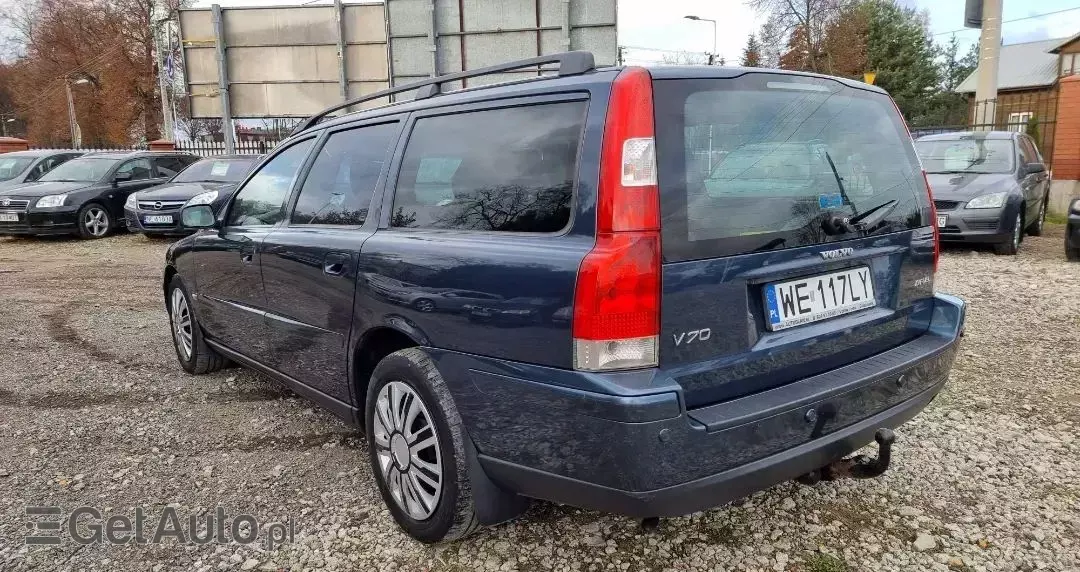 VOLVO V70 