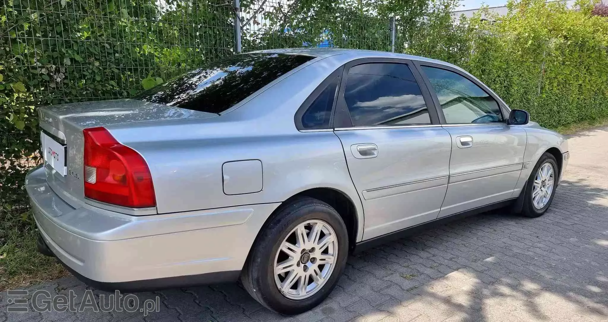 VOLVO S80 