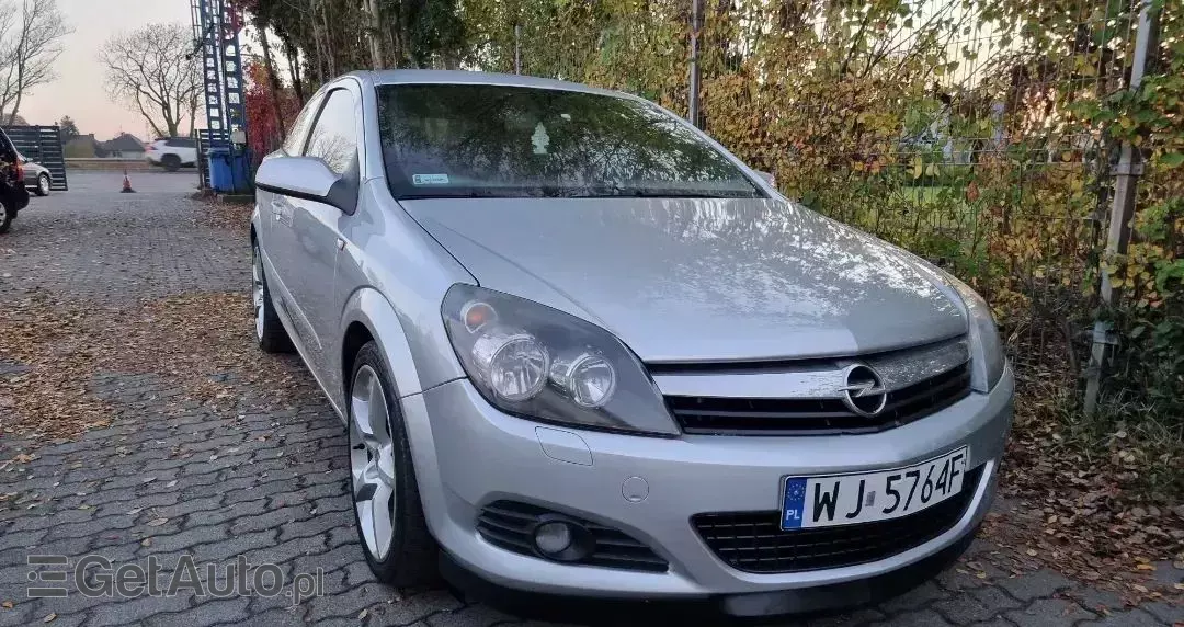 OPEL Astra III GTC 1.9 CDTI Cosmo