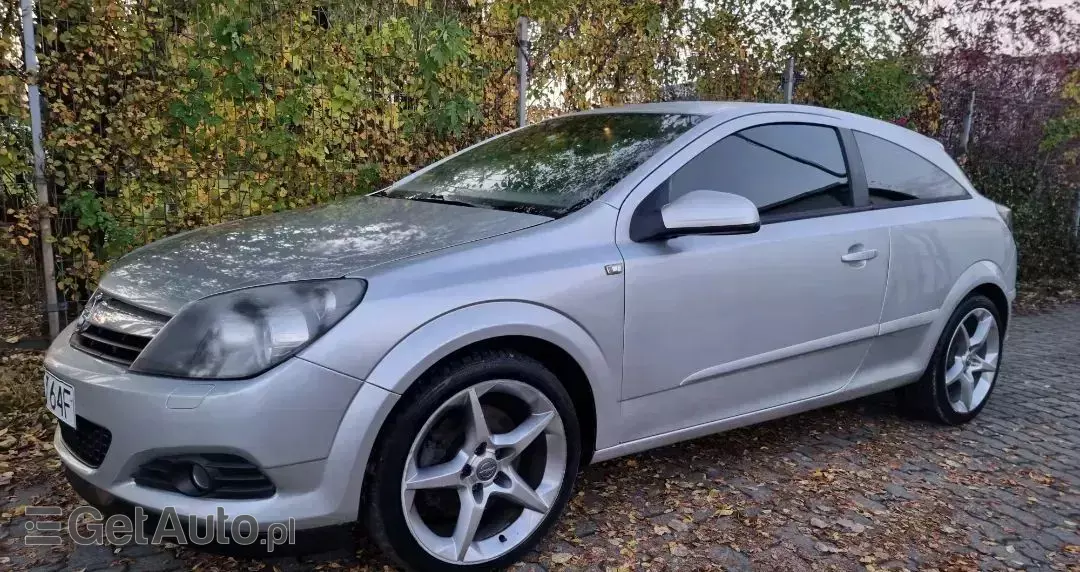 OPEL Astra III GTC 1.9 CDTI Cosmo