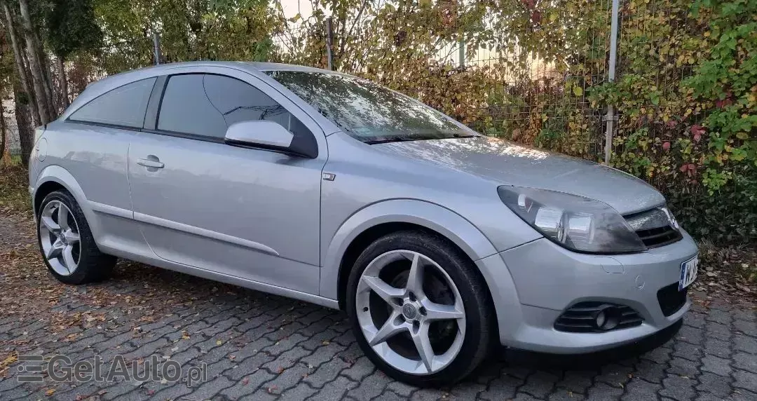 OPEL Astra III GTC 1.9 CDTI Cosmo