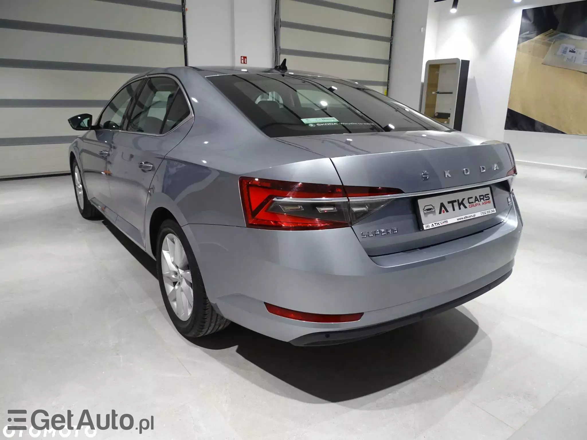 SKODA Superb 