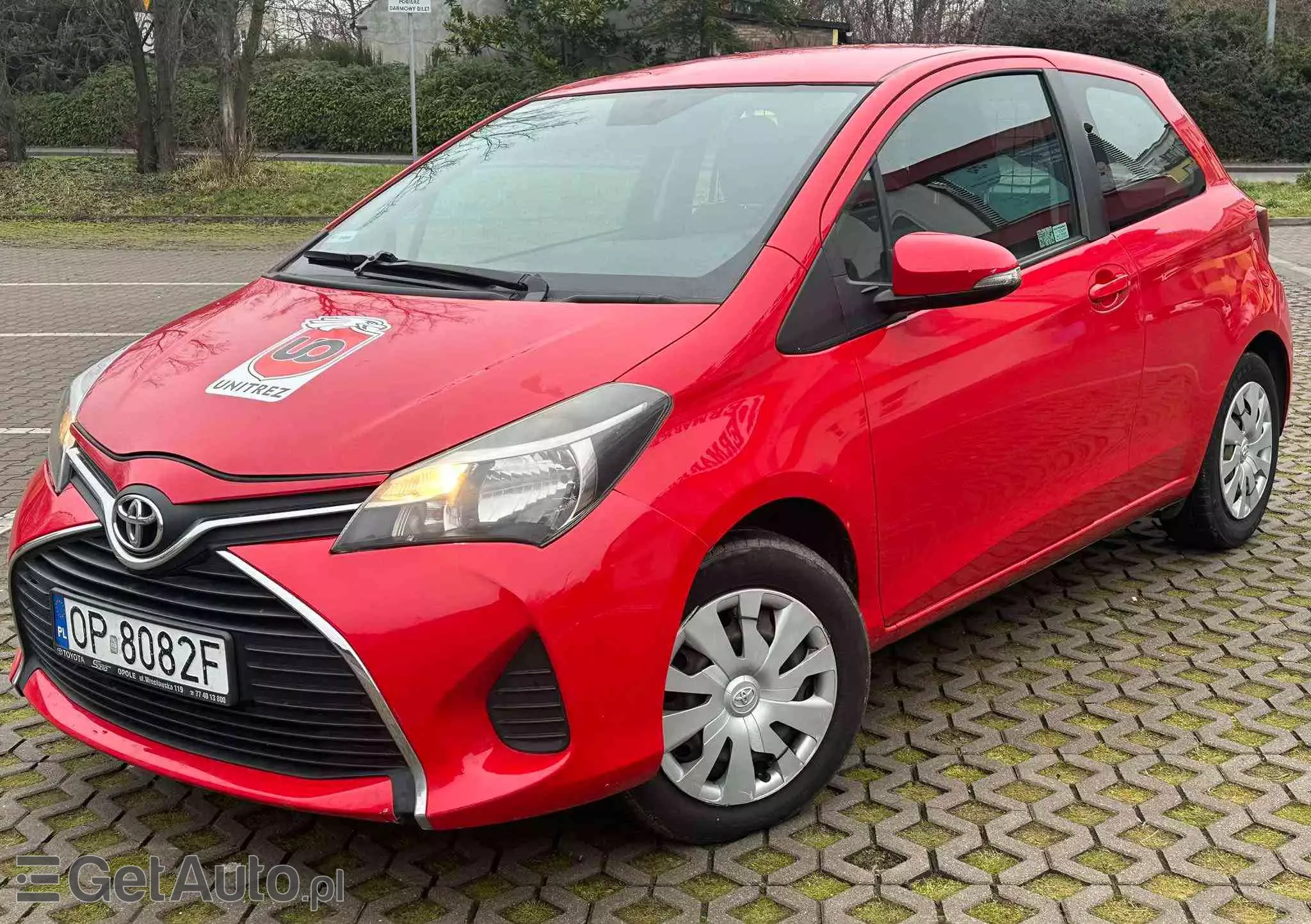 TOYOTA Yaris 