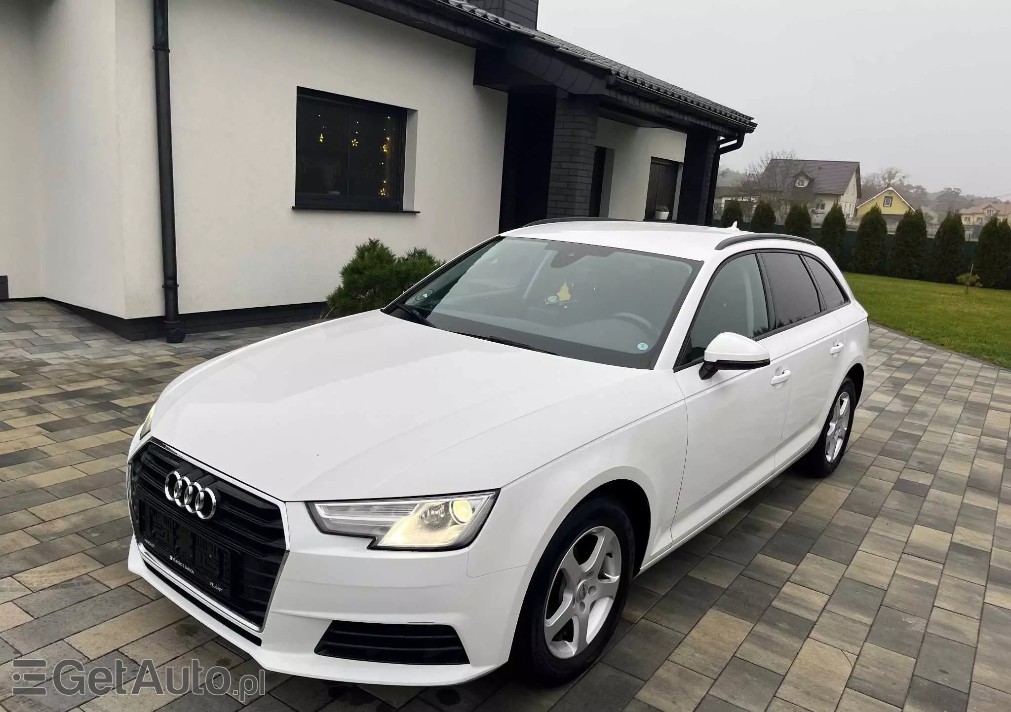 AUDI A4 2.0 TDI S tronic