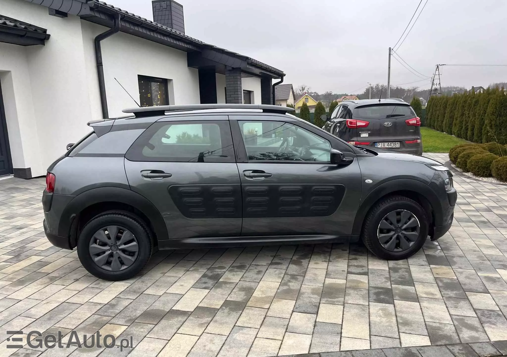 CITROËN C4 Cactus 1.6 Blue HDi Shine Edition