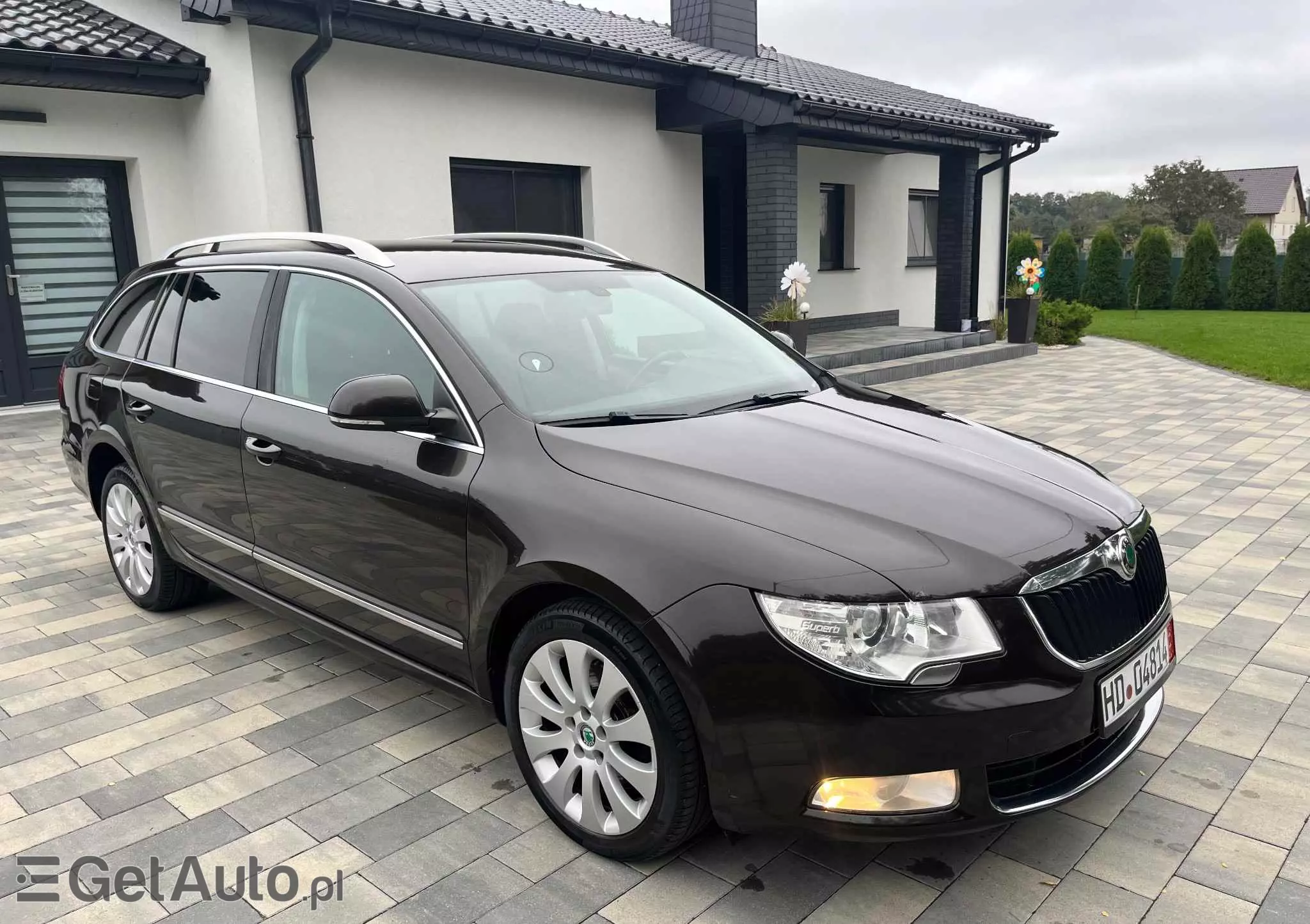 SKODA Superb 