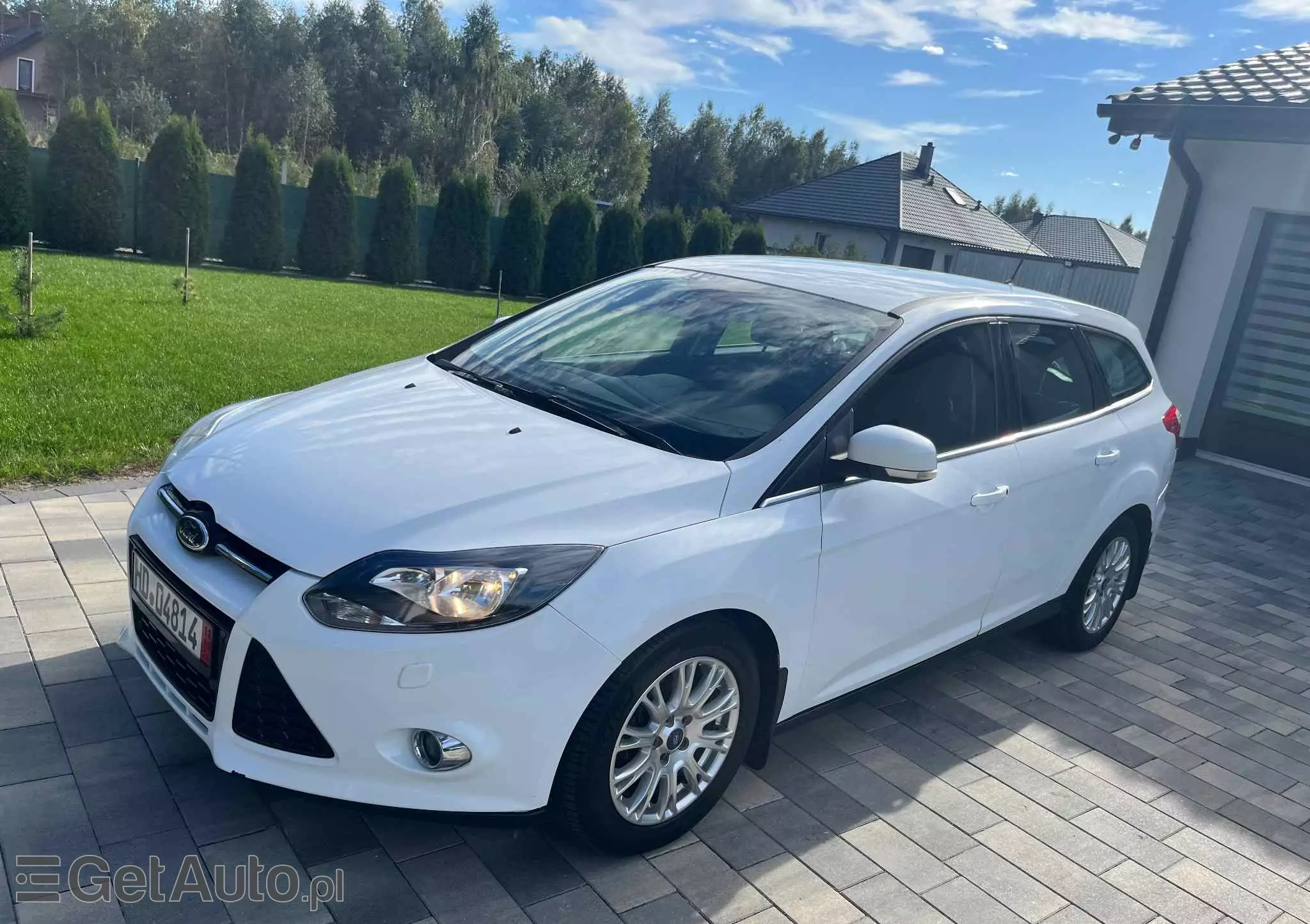 FORD Focus Turnier 1.6 TDCi ECOnetic 88g Start-Stopp-Sy Titanium