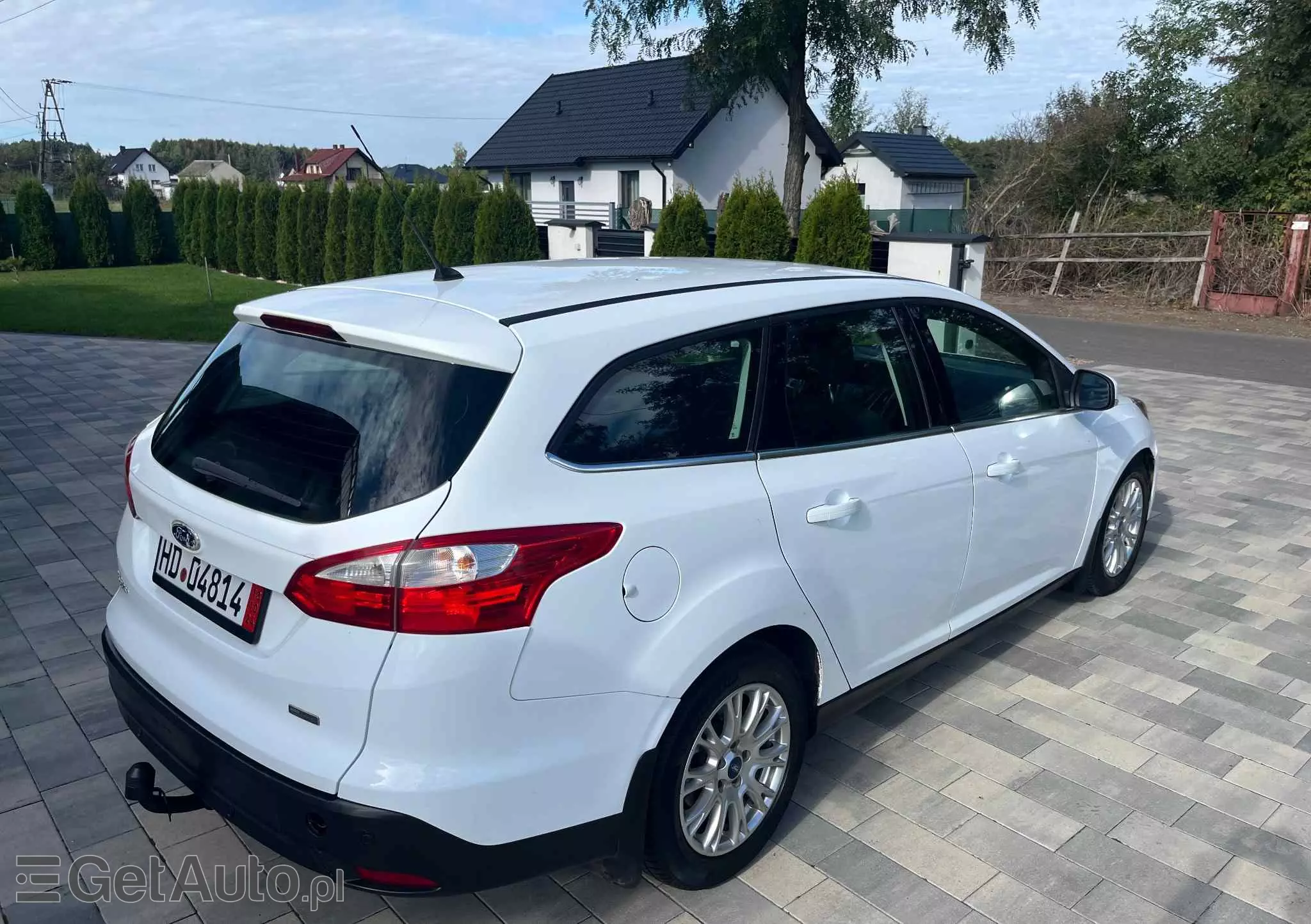 FORD Focus Turnier 1.6 TDCi ECOnetic 88g Start-Stopp-Sy Titanium