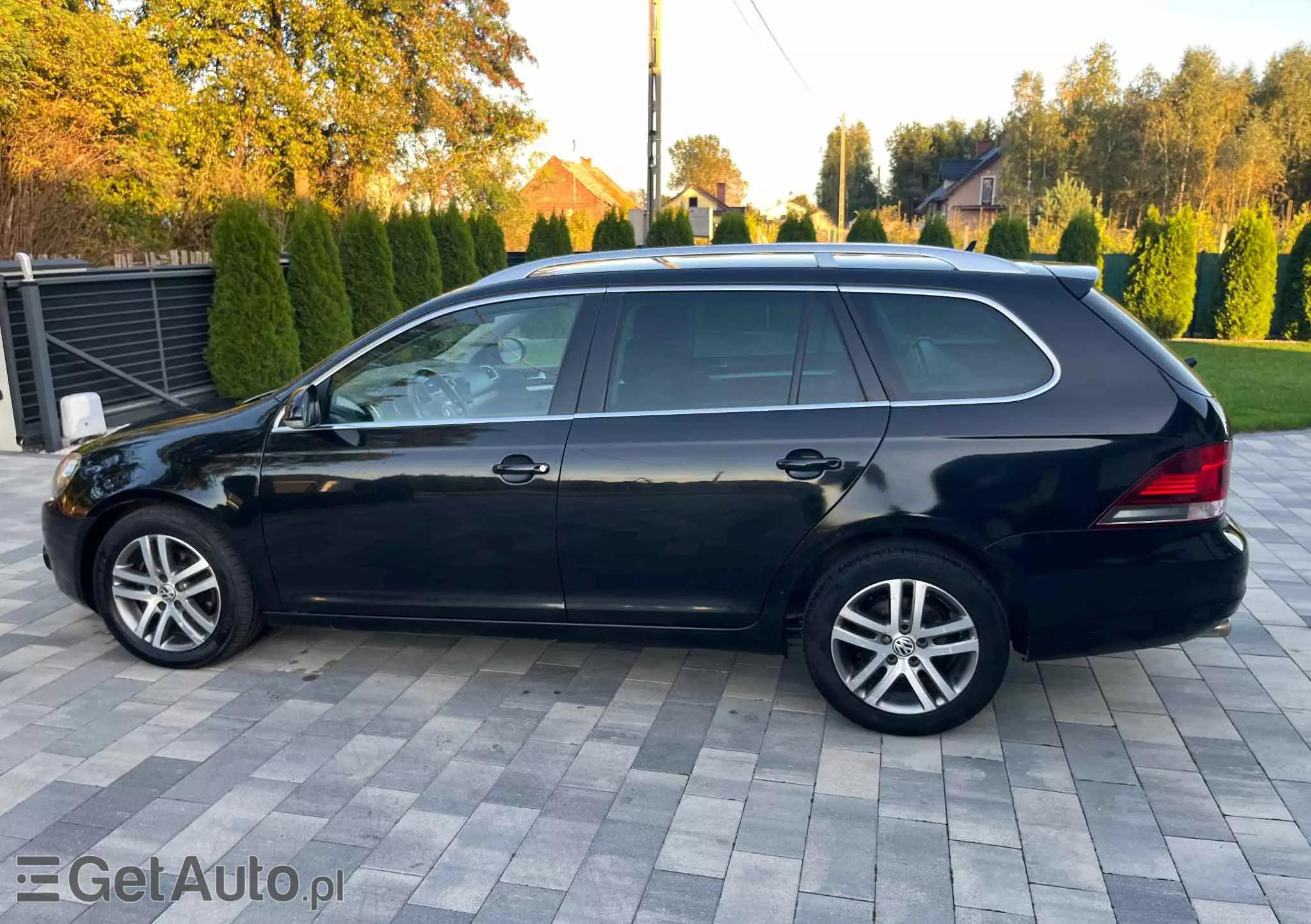 VOLKSWAGEN Golf Variant 1.6 TDI DPF DSG Highline