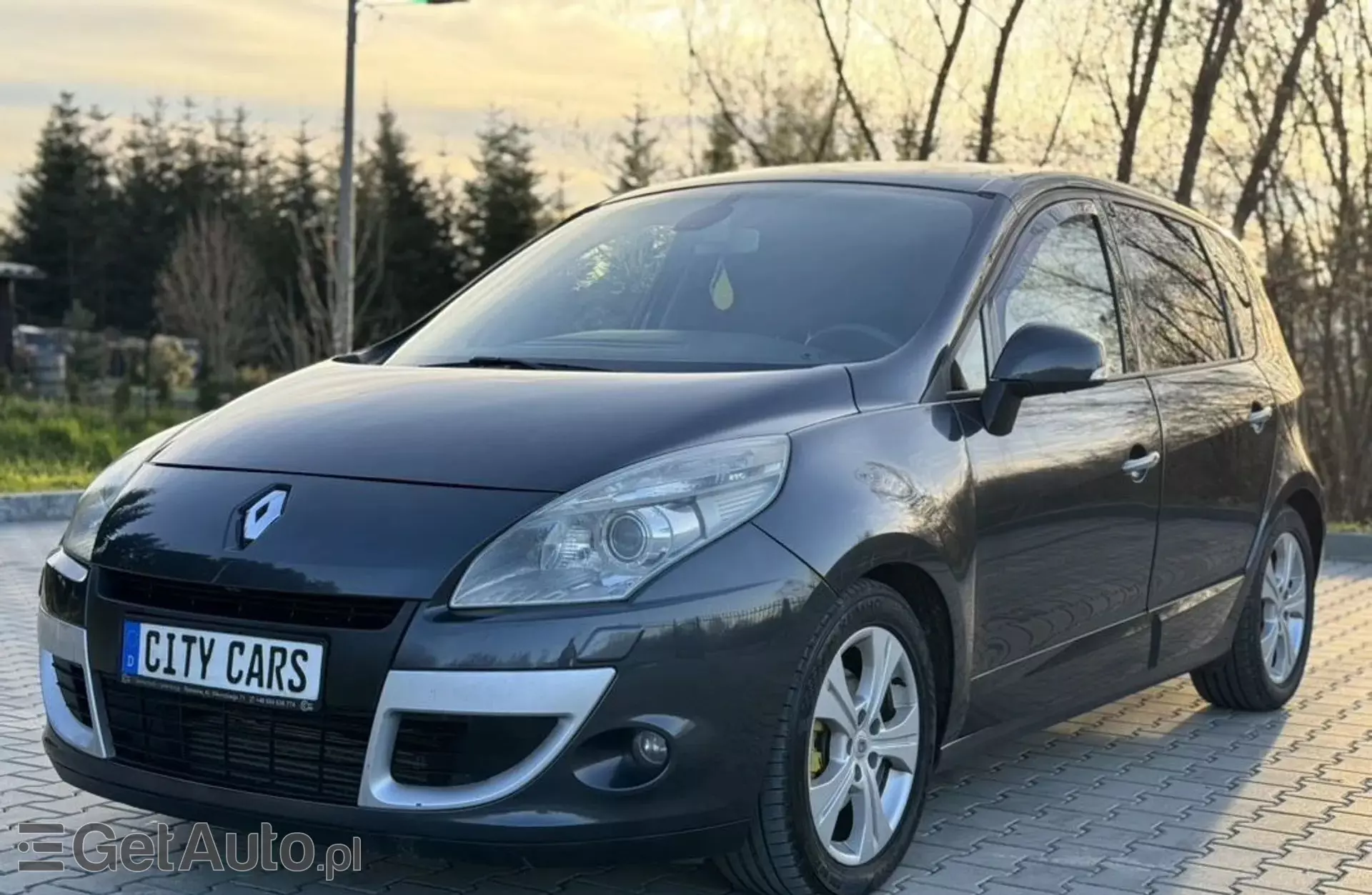 RENAULT Scenic 