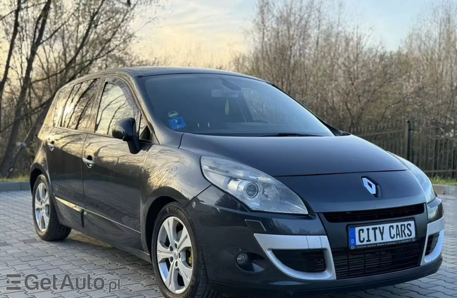 RENAULT Scenic 