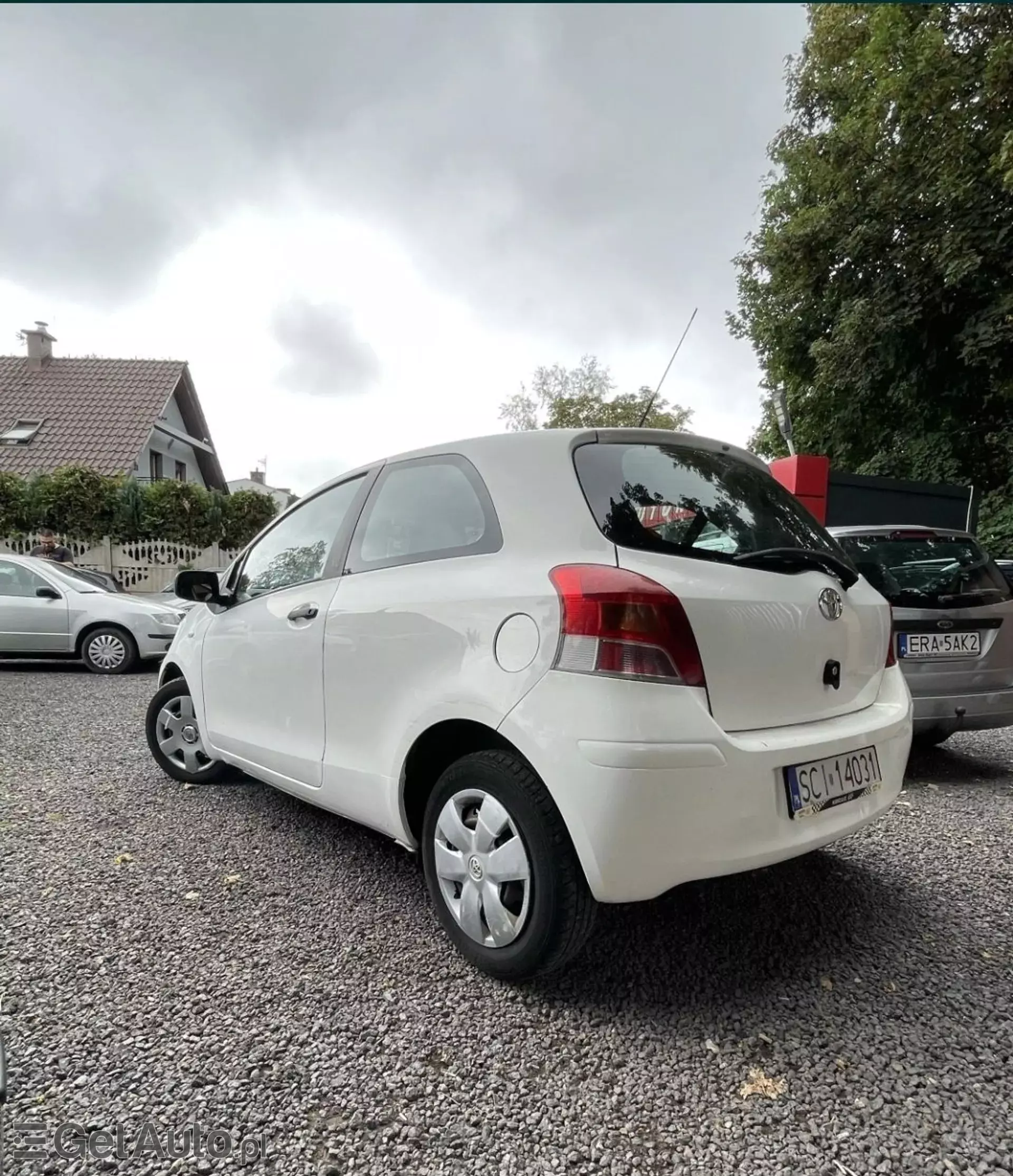 TOYOTA Yaris 1.0 i VVT-i (69 KM)