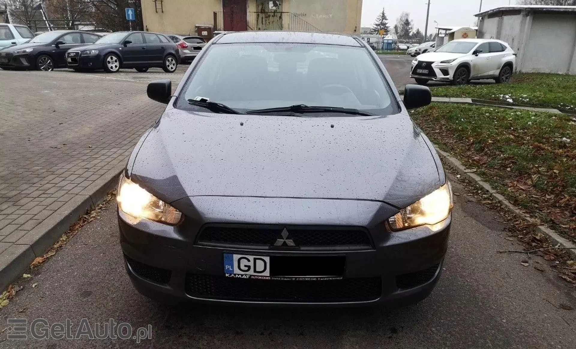 MITSUBISHI Lancer 