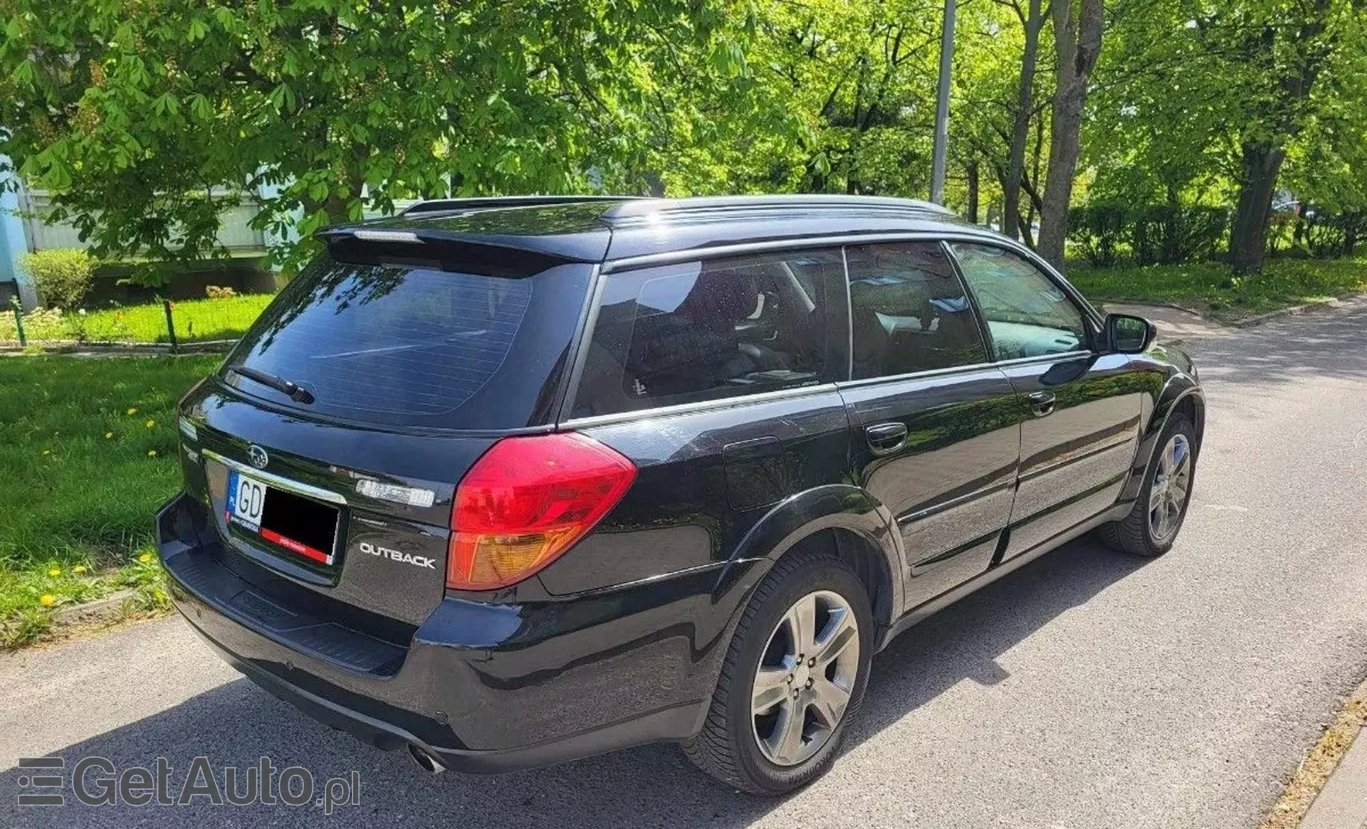 SUBARU Outback 