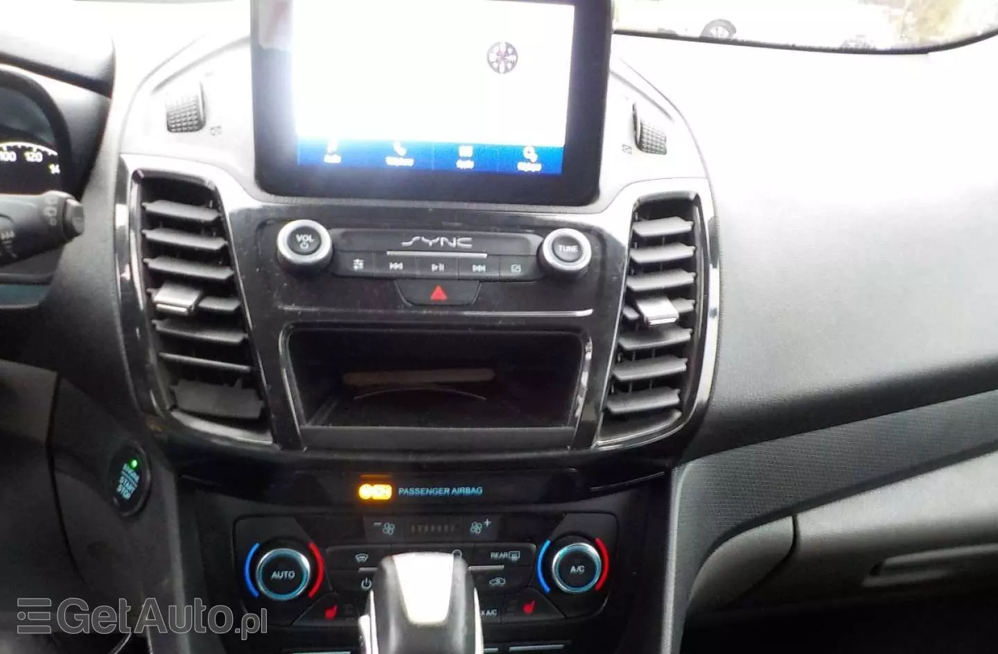 FORD Tourneo Connect 