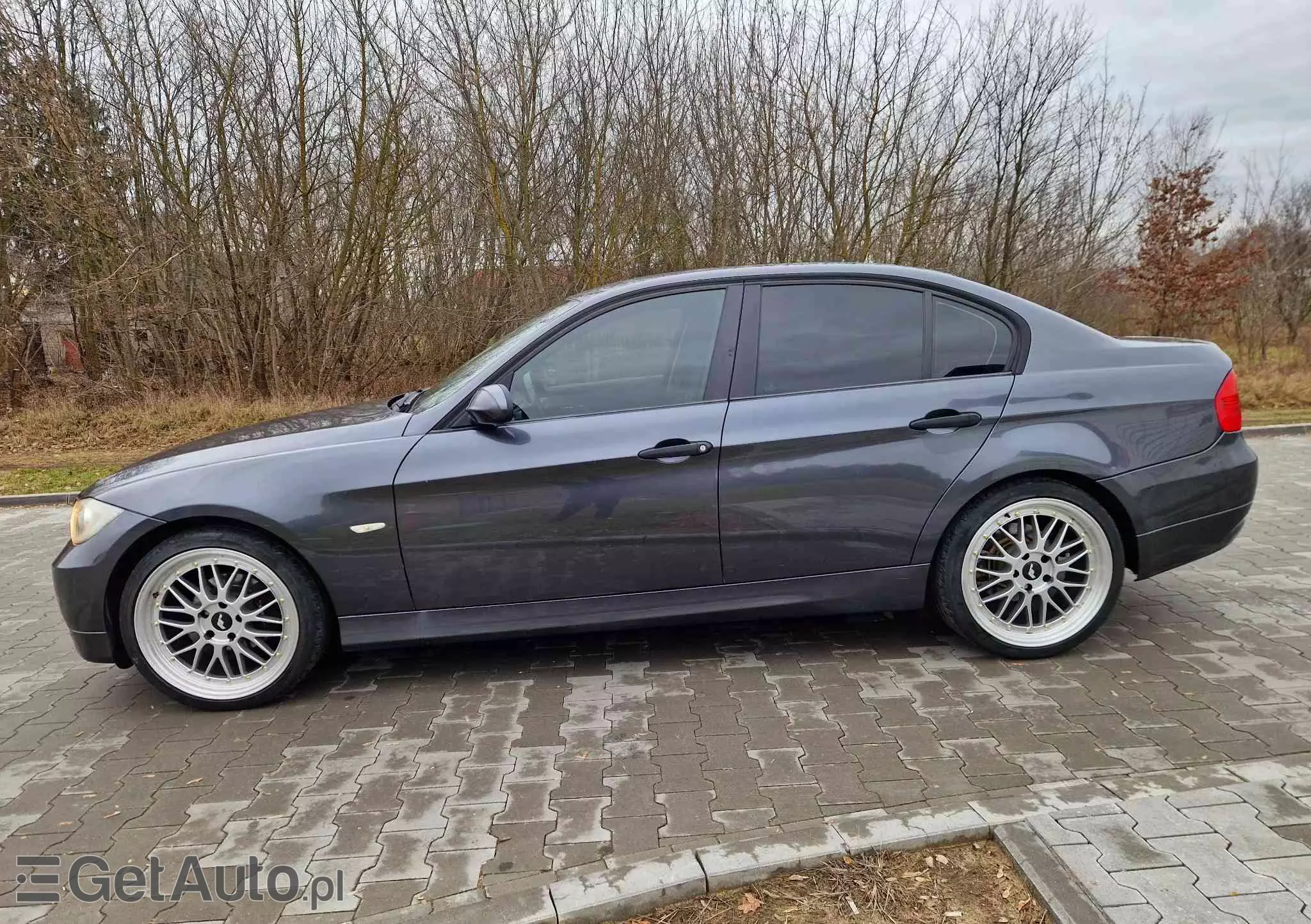 BMW Seria 3 318i