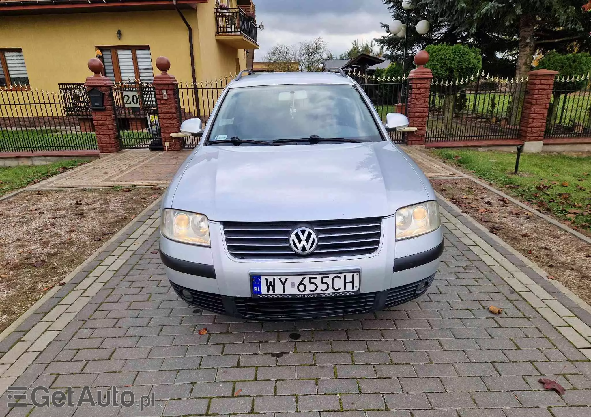 VOLKSWAGEN Passat 1.9 TDI Basis Tiptr