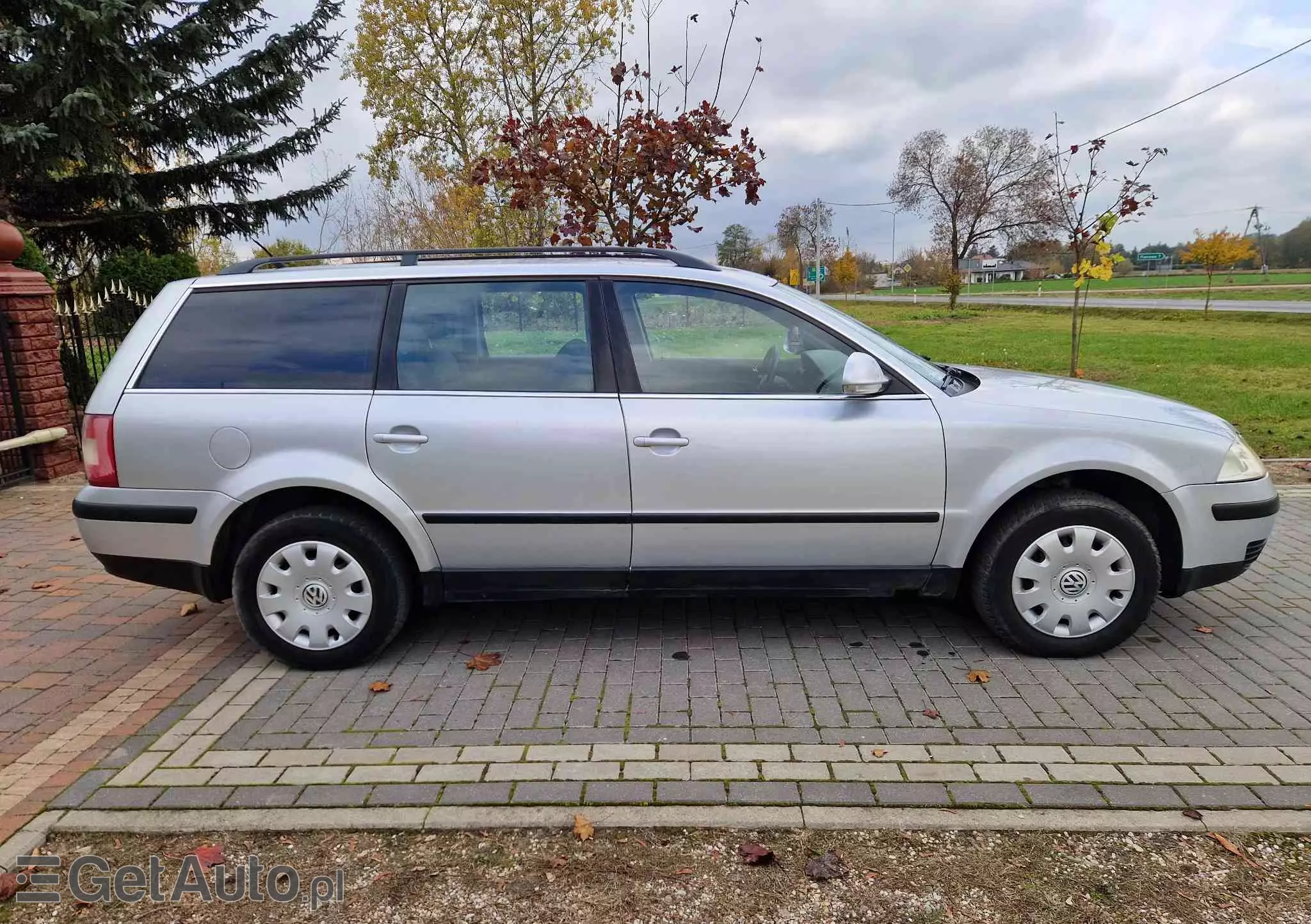 VOLKSWAGEN Passat 1.9 TDI Basis Tiptr