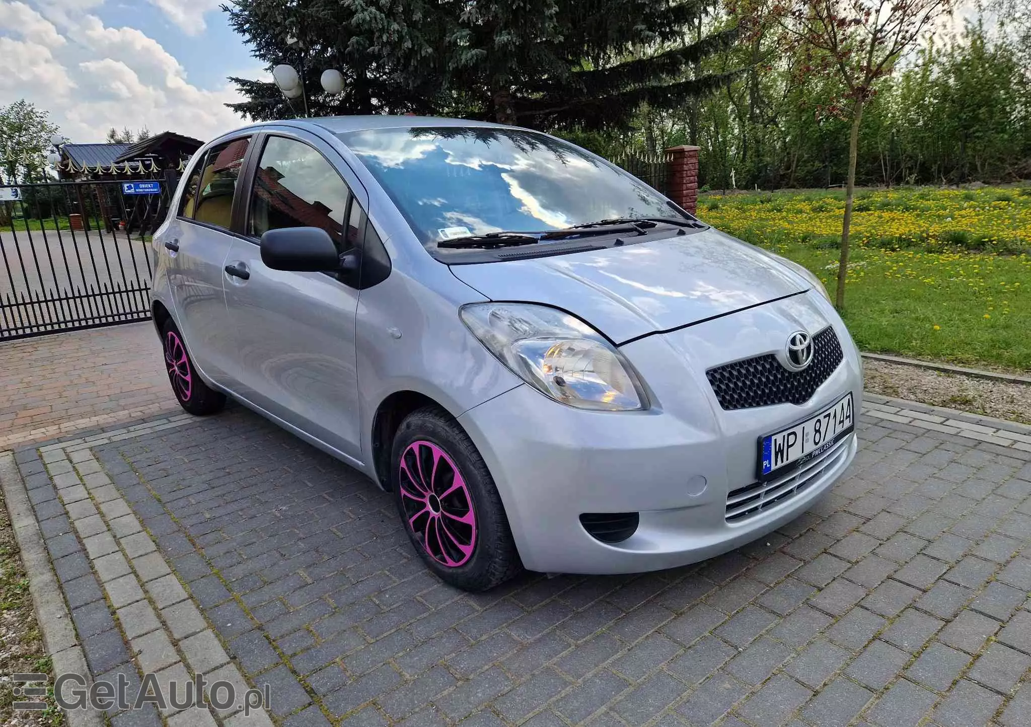 TOYOTA Yaris 1.0 Terra