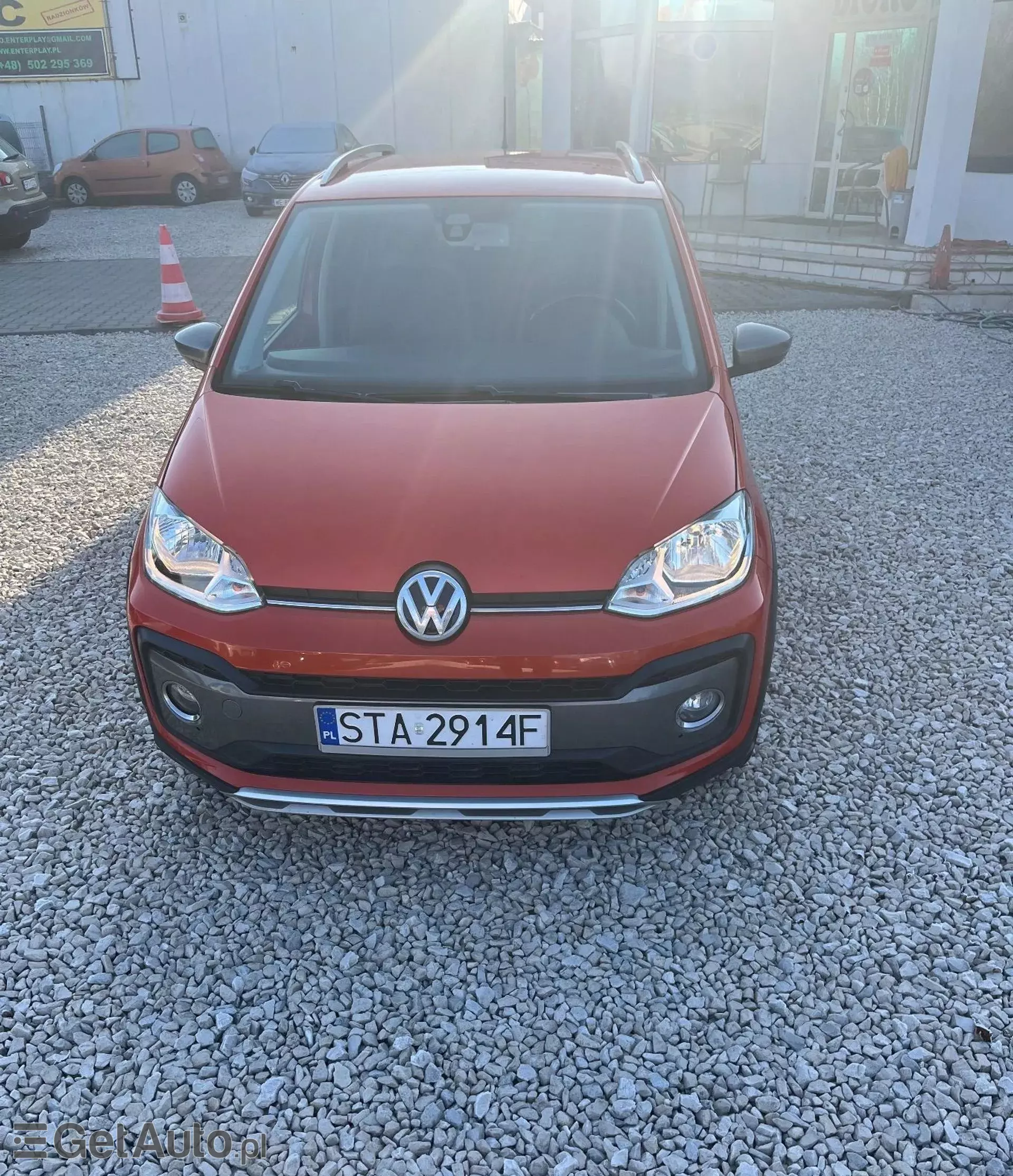 VOLKSWAGEN Up! 