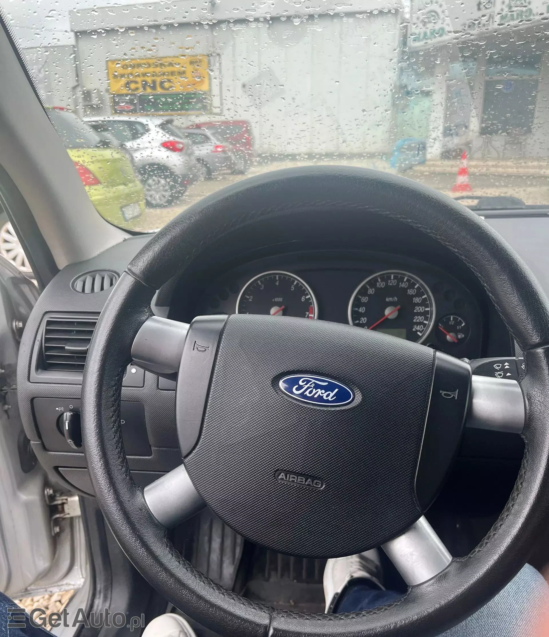 FORD Mondeo 1.8 16V (110 KM)