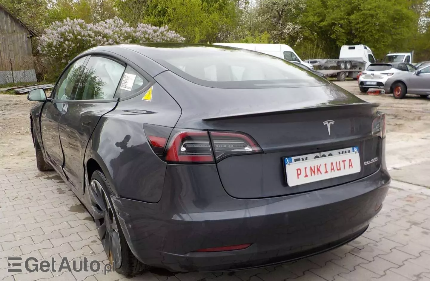 TESLA Model 3 