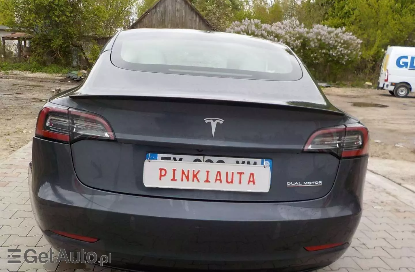 TESLA Model 3 