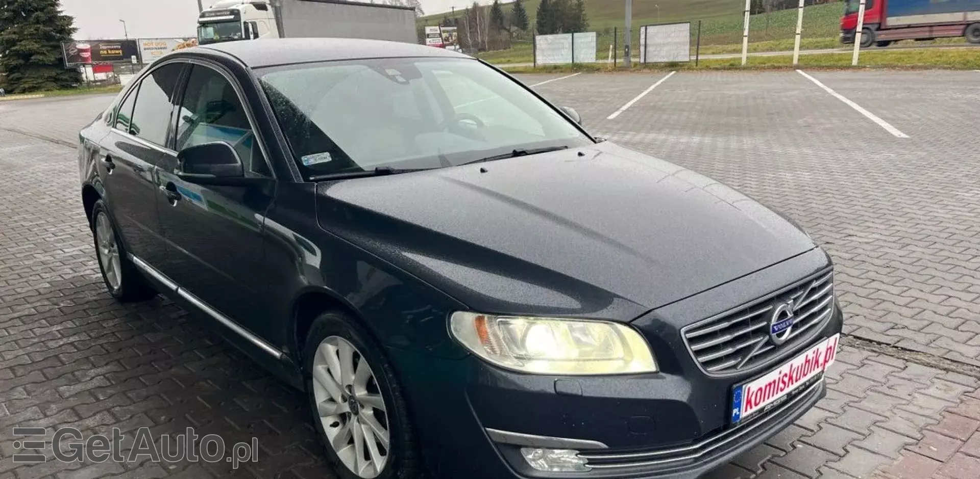 VOLVO S80 