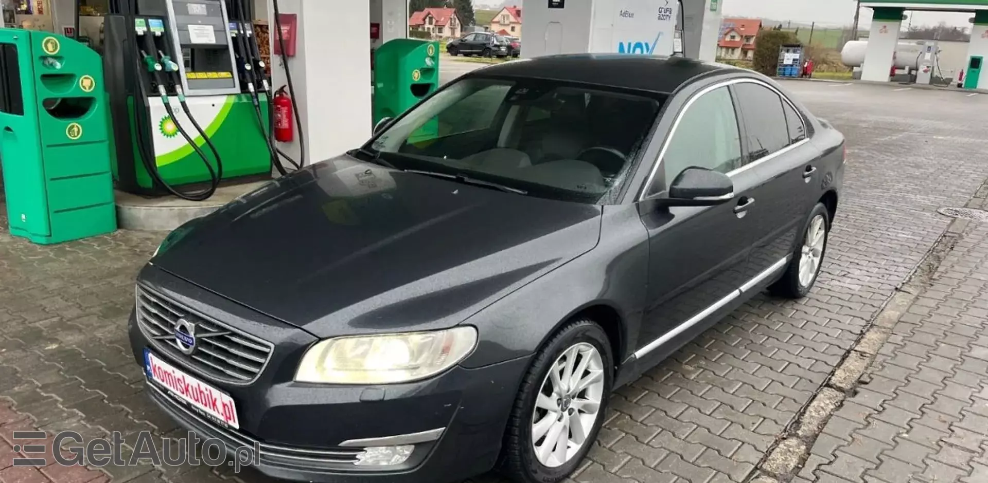 VOLVO S80 