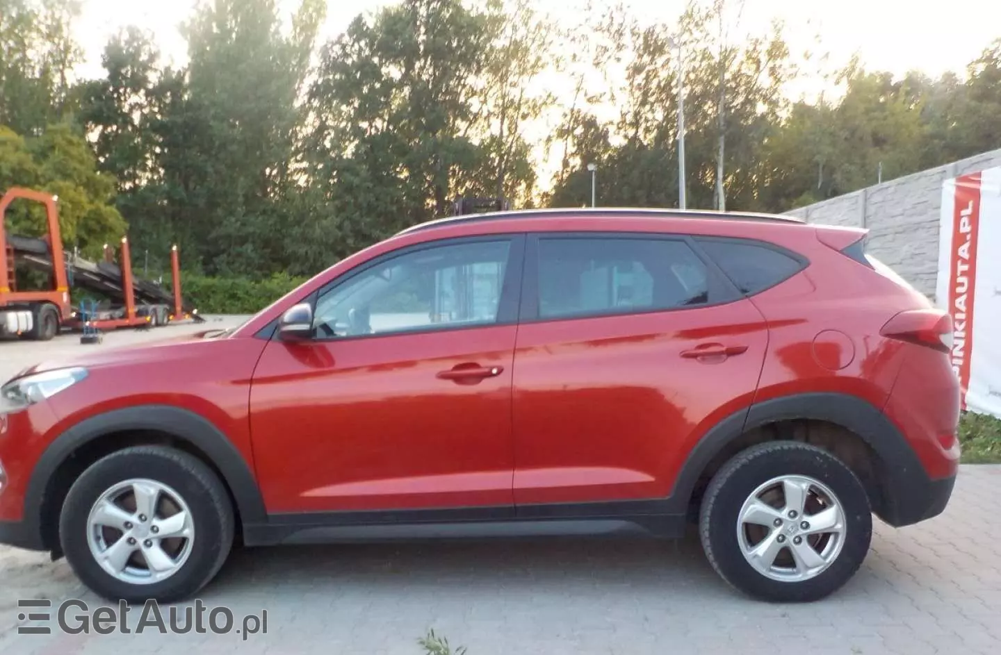 HYUNDAI Tucson 