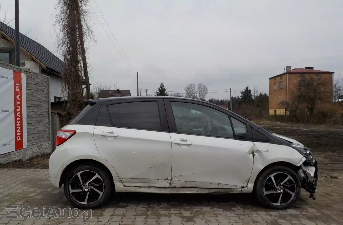 TOYOTA Yaris Hybrid 1.5 VVT-i Selection