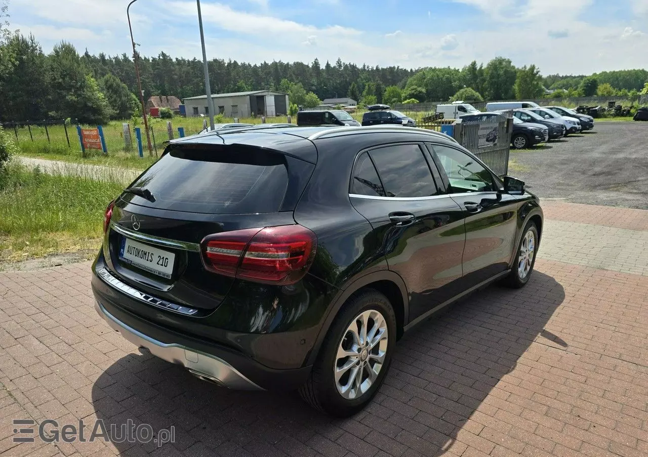 MERCEDES-BENZ GLA 