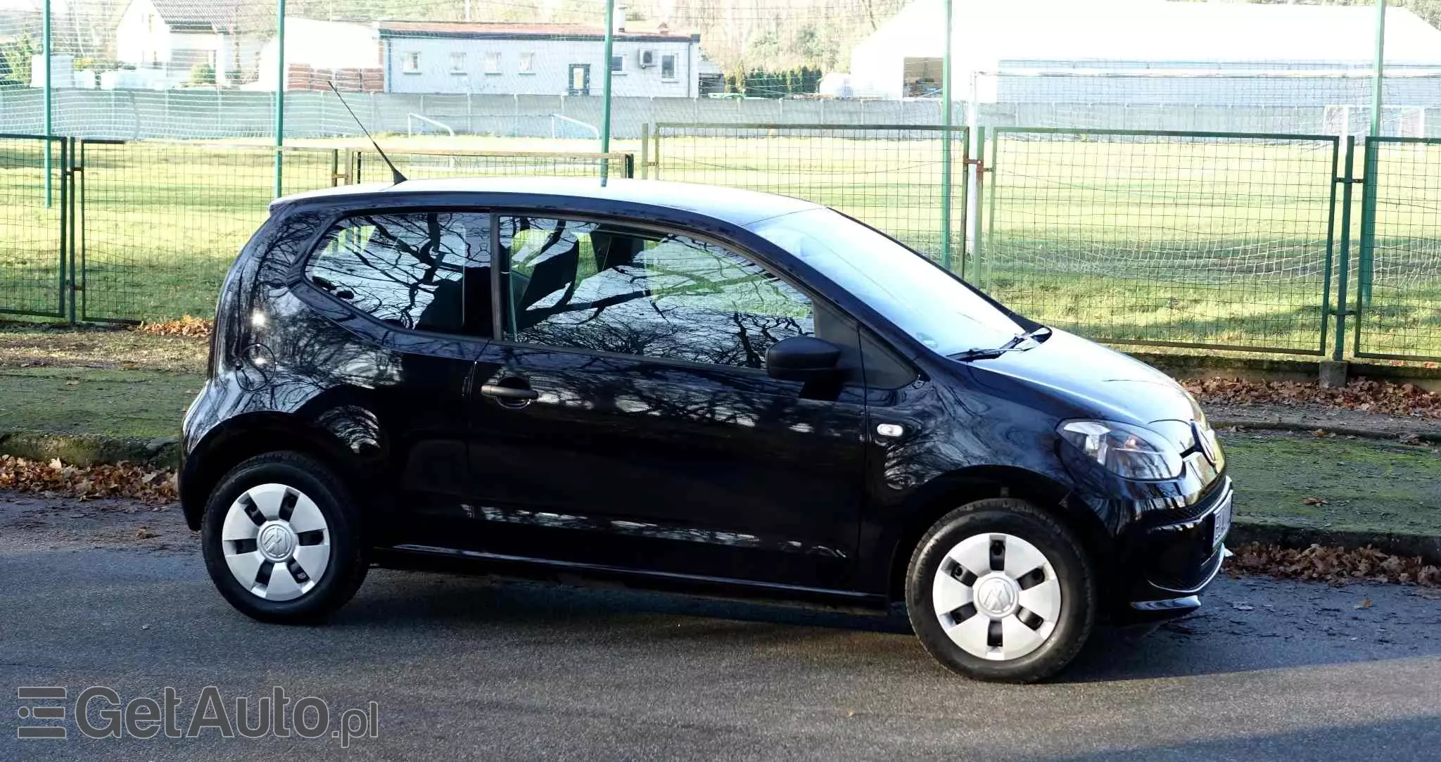 VOLKSWAGEN Up! 