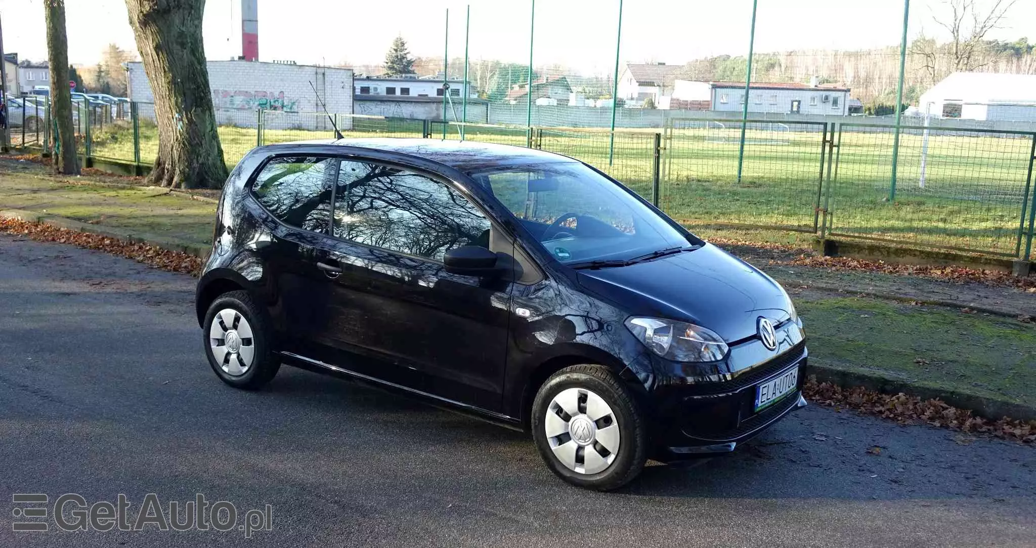 VOLKSWAGEN Up! 