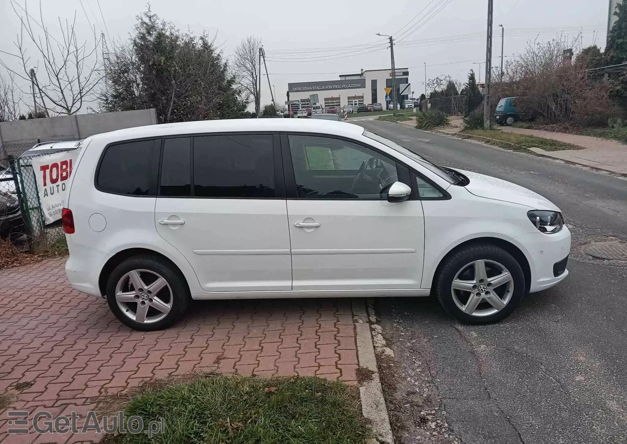 VOLKSWAGEN Touran 2.0 TDI DPF BlueMotion Technology DSG Comfortline