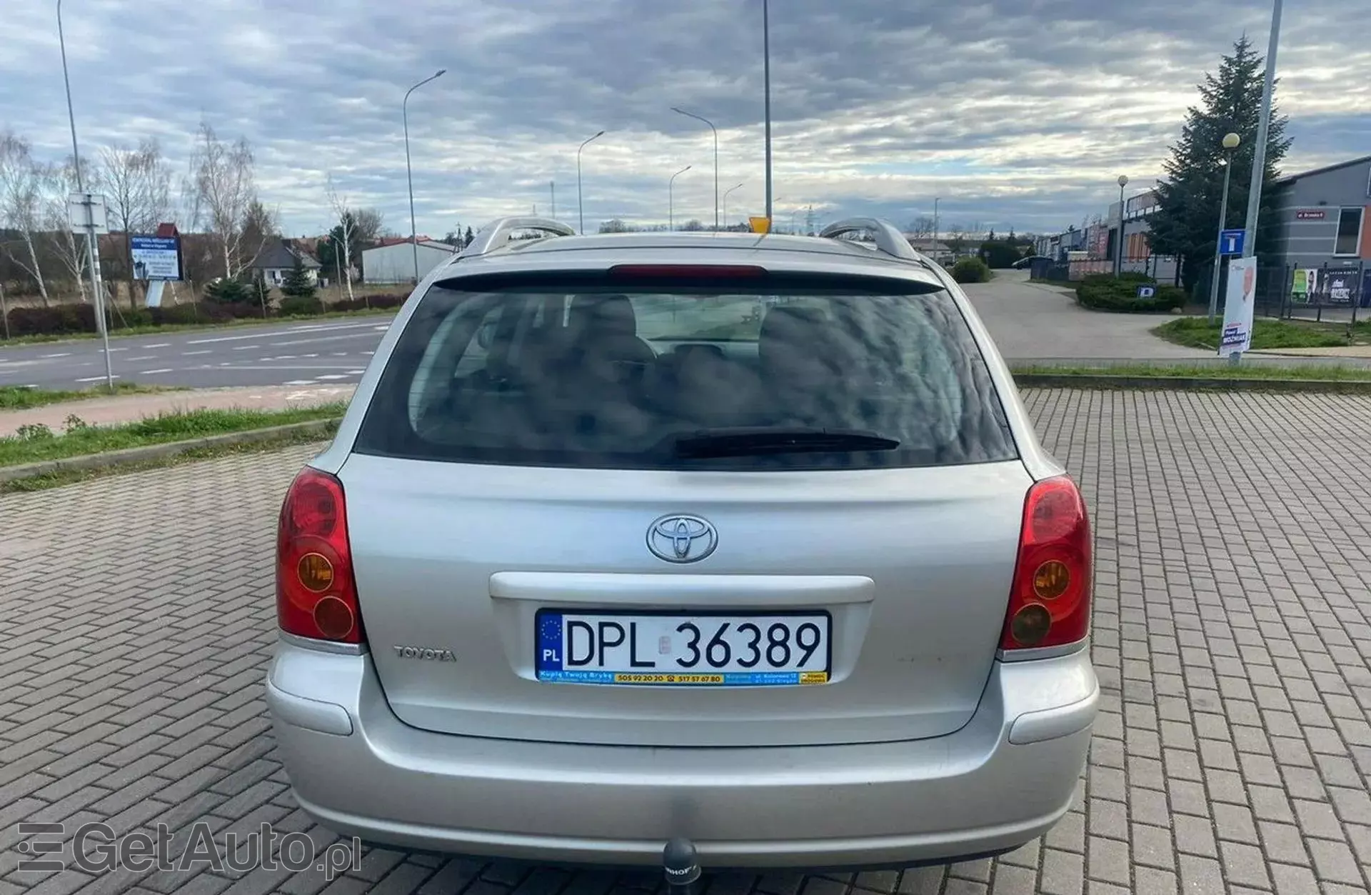 TOYOTA Avensis 