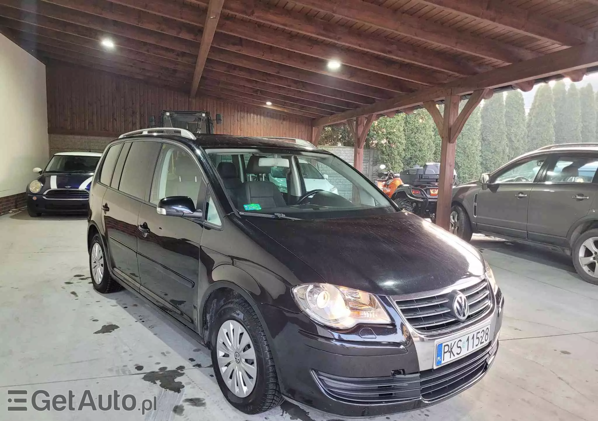 VOLKSWAGEN Touran 1.4 TSI Conceptline