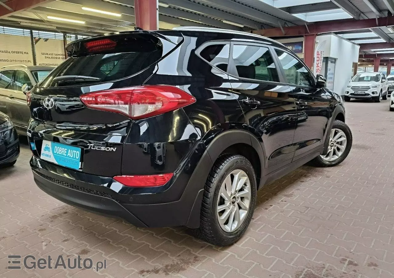 HYUNDAI Tucson 