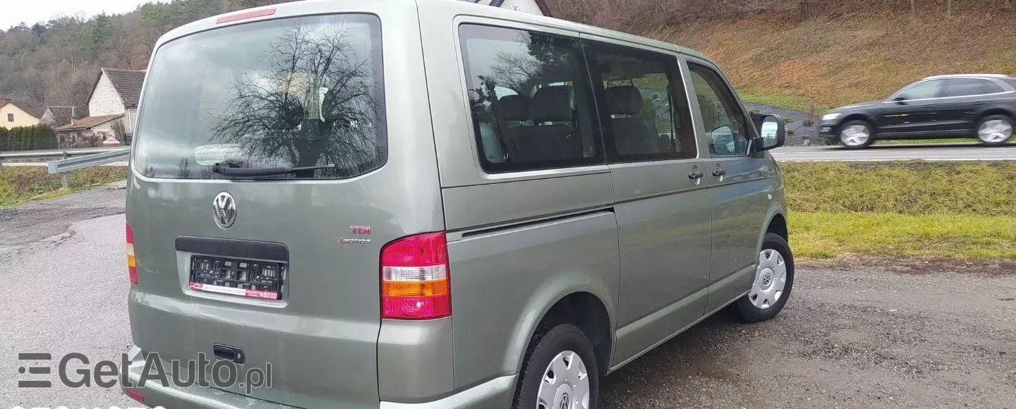 VOLKSWAGEN Caravelle 