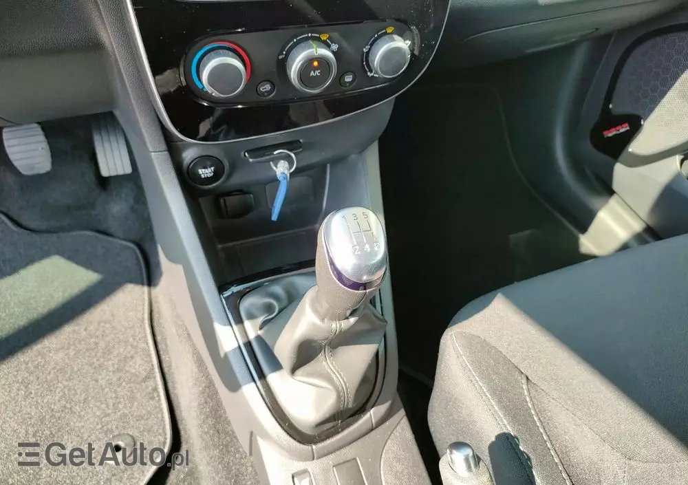 RENAULT Clio (Energy) TCe 75 Start & Stop LIMITED